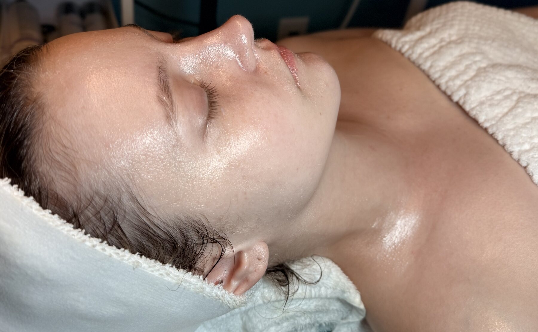DiamondGlow Facial in Hudson, Ohio at Serene Med Spa in Hudson, Ohio